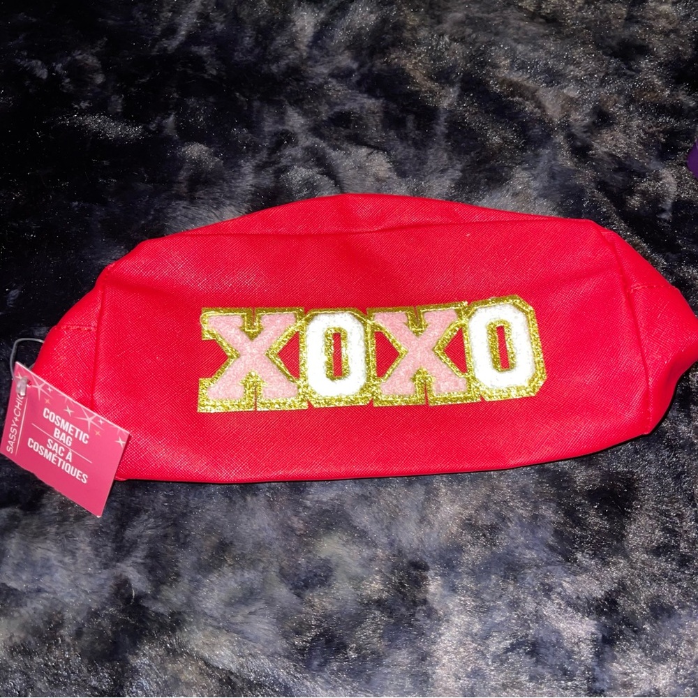 Sassy+chic makeup bag